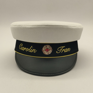 Casquette de graduation personnalis&eacute;e pour lyc&eacute;en su&eacute;dois