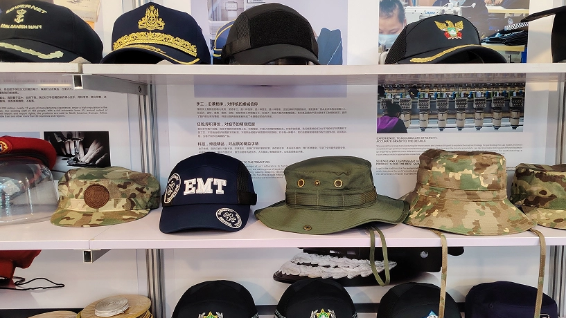 La mode a&eacute;ronautique sur la t&ecirc;te&nbsp;: les prix Captain Hat et Stewardess Hat du monde entier